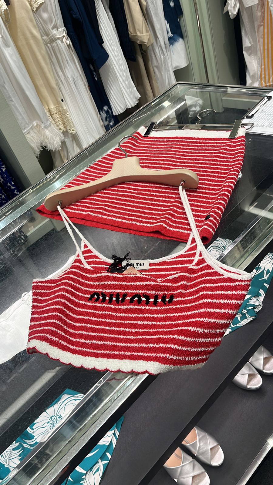 Conjunto miu miu.